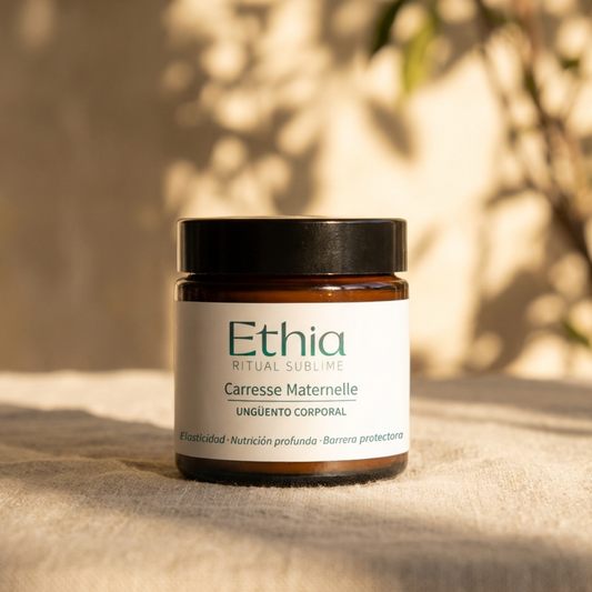 Ungüento corporal para embarazo Caresse Maternelle de Ethia en frasco de vidrio